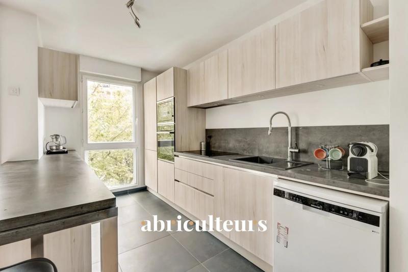 Appartement ancien - 69 m² - 3 pièces