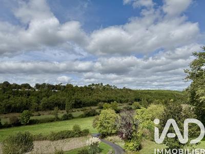 Maison - 185 m² - 8 pièces