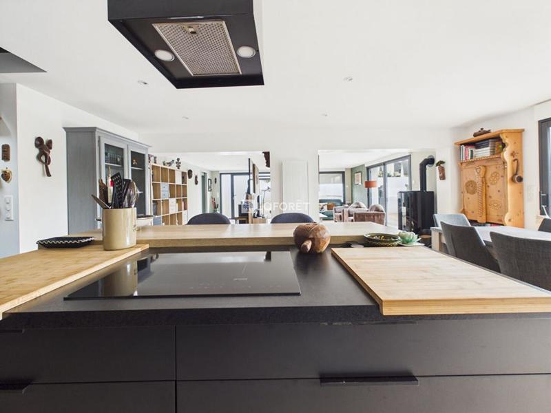 Maison - 150 m² - 6 pièces