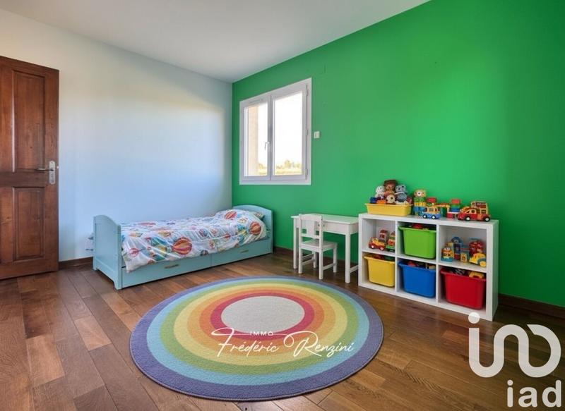 Maison - 200 m² - 9 pièces