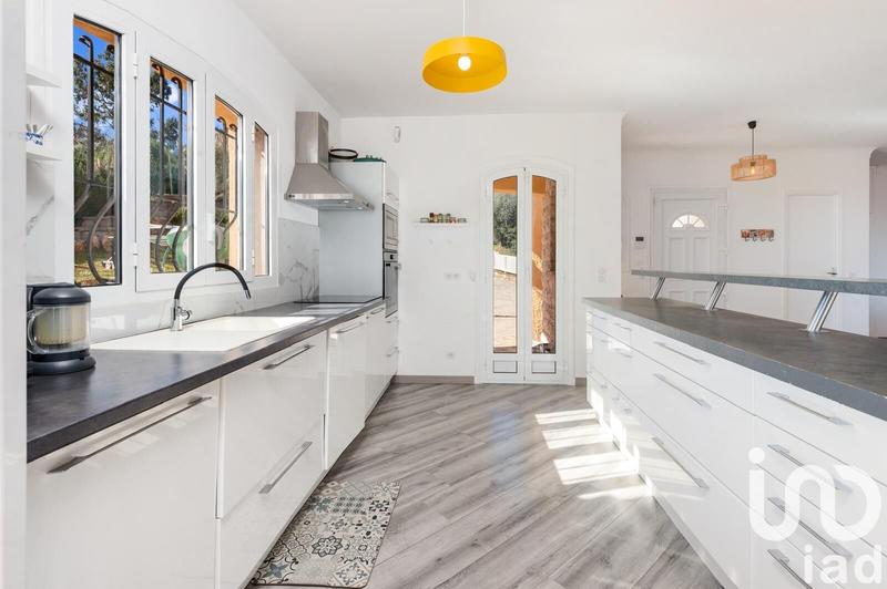 Maison - 151 m² - 5 pièces