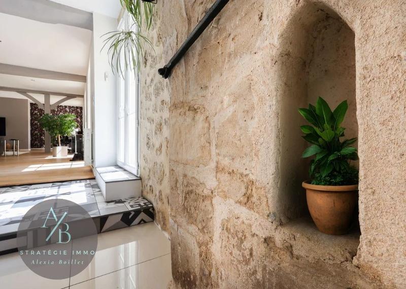 Maison en pierre - 240 m² - 7 pièces