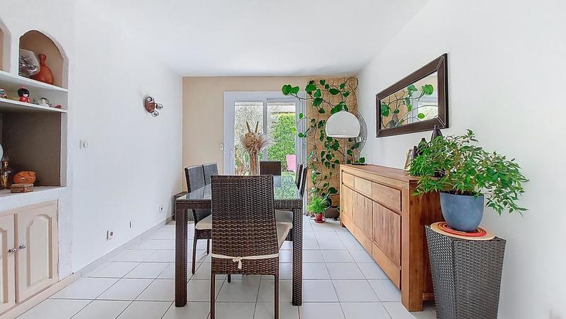 Maison - 105 m² - 4 pièces