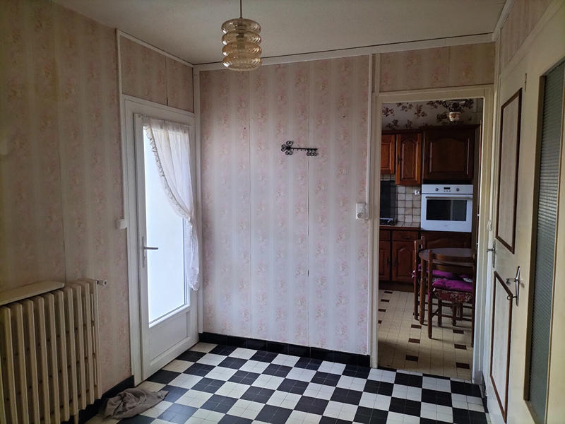 Maison - 215 m² - 10 pièces