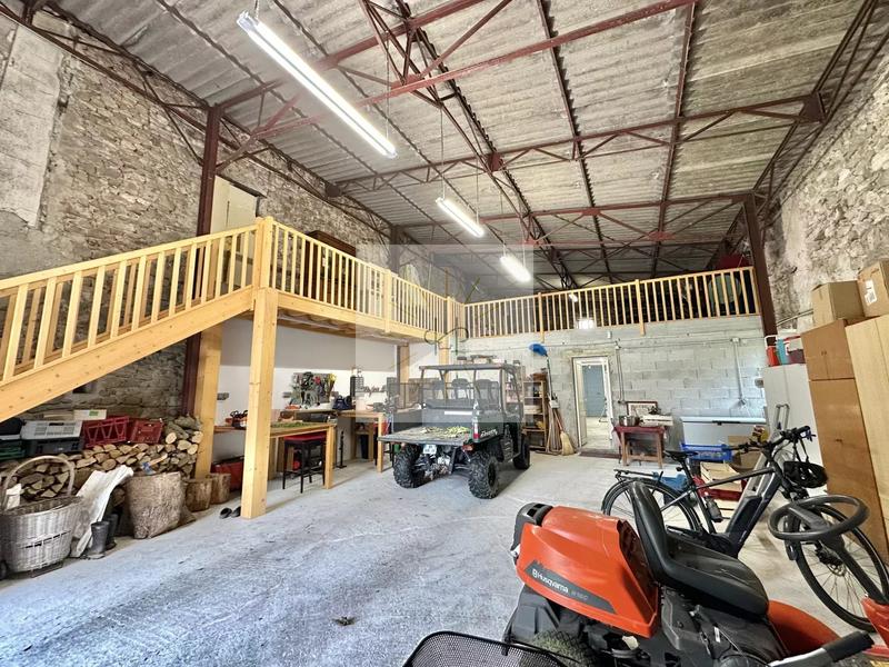 Bastide - 439 m² - 12 pièces