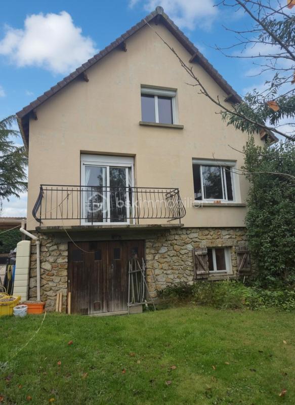 Maison - 90 m² - 5 pièces