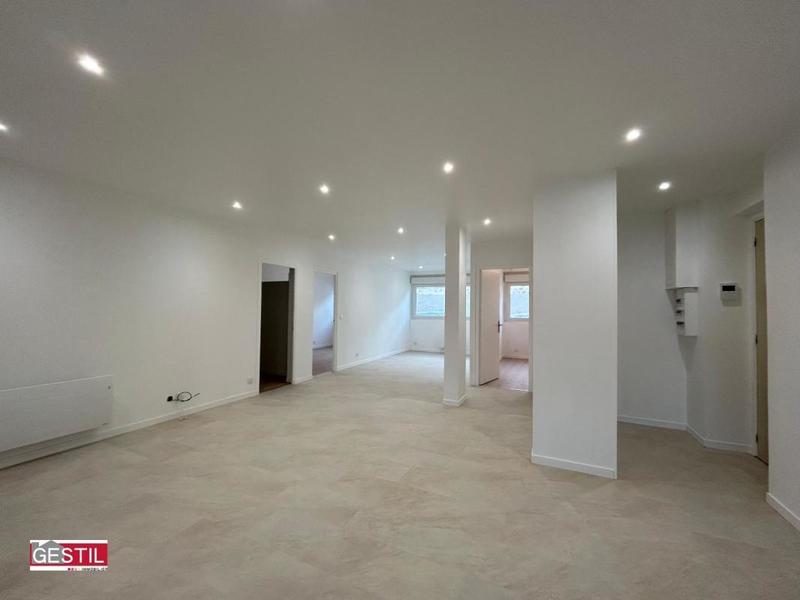 Appartement - 115 m² - 5 pièces