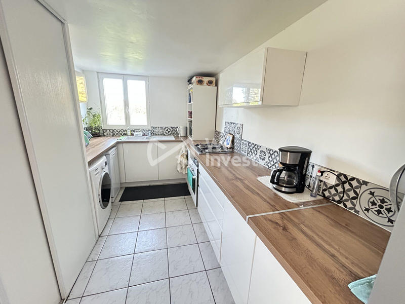 Maison - 90 m² - 5 pièces