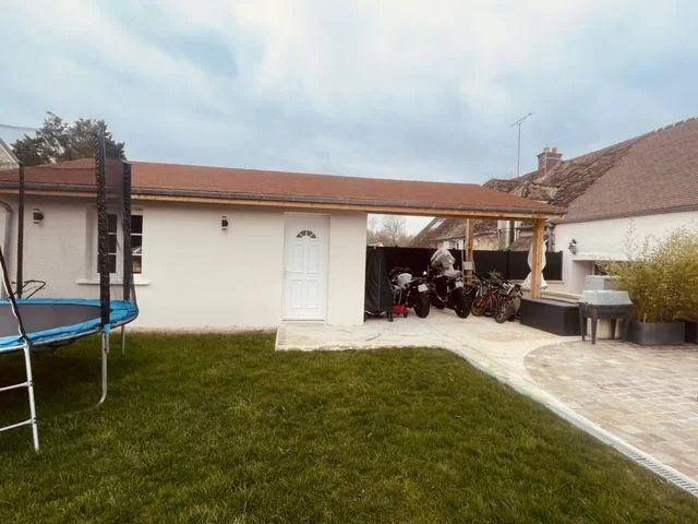 Maison - 110 m² - 5 pièces