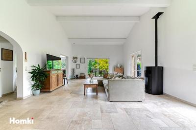 Maison - 185 m² - 6 pièces