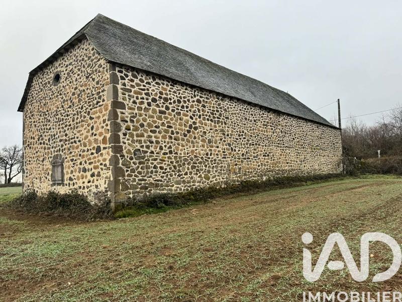 Ferme - 470 m² - 2 pièces