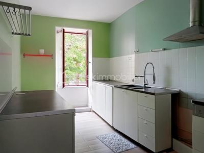 Maison en pierre - 175 m² - 6 pièces