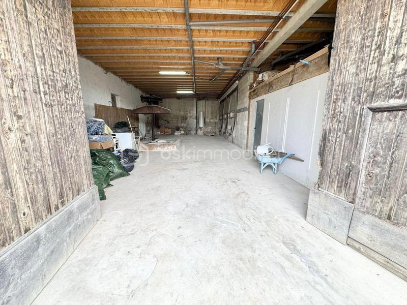 Maison - 140 m² - 4 pièces