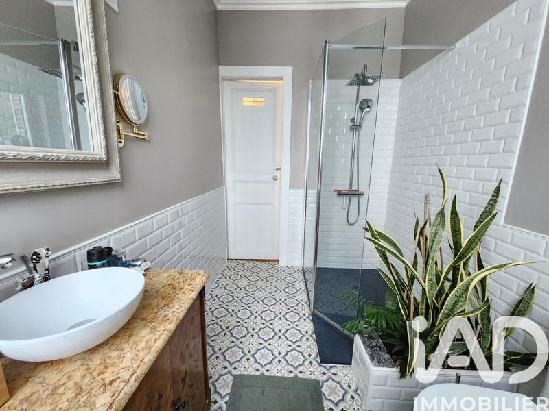 Maison - 130 m² - 5 pièces