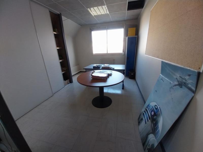 Cave / Box - 1 051 m²