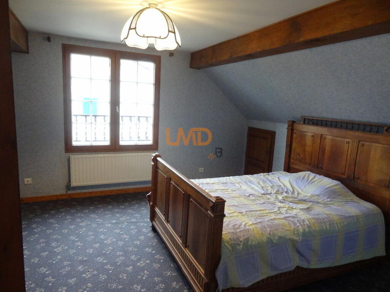 Maison - 139 m² - 7 pièces