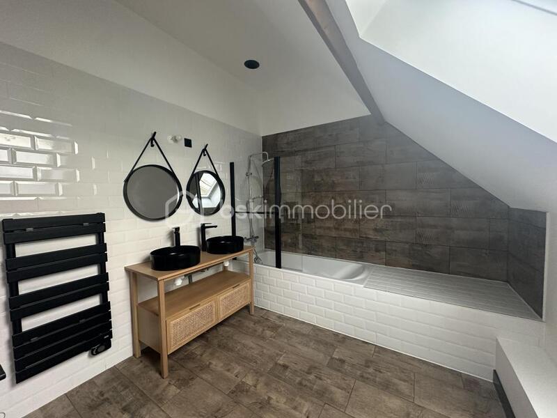 Maison - 110 m² - 5 pièces