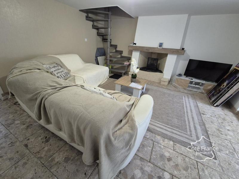 Maison - 82 m² - 5 pièces