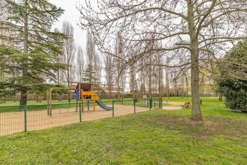 Appartement - 75 m² - 4 pièces