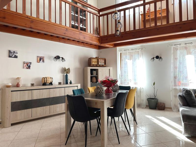 Maison - 190 m² - 10 pièces