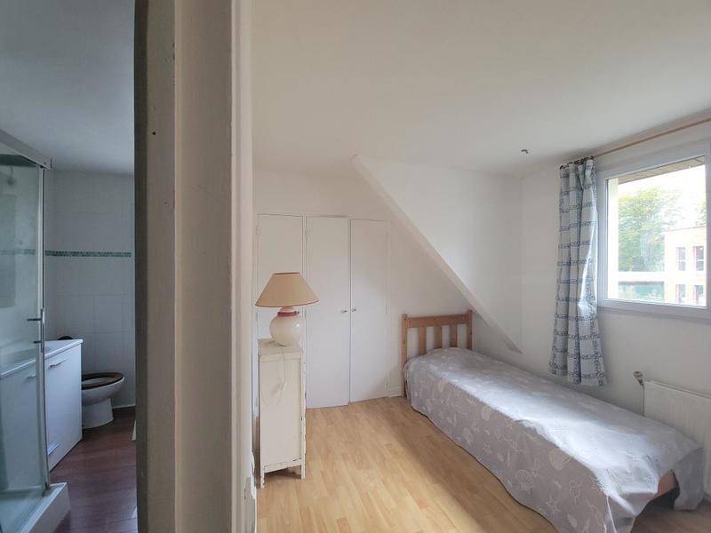 Maison - 300 m² - 6 pièces