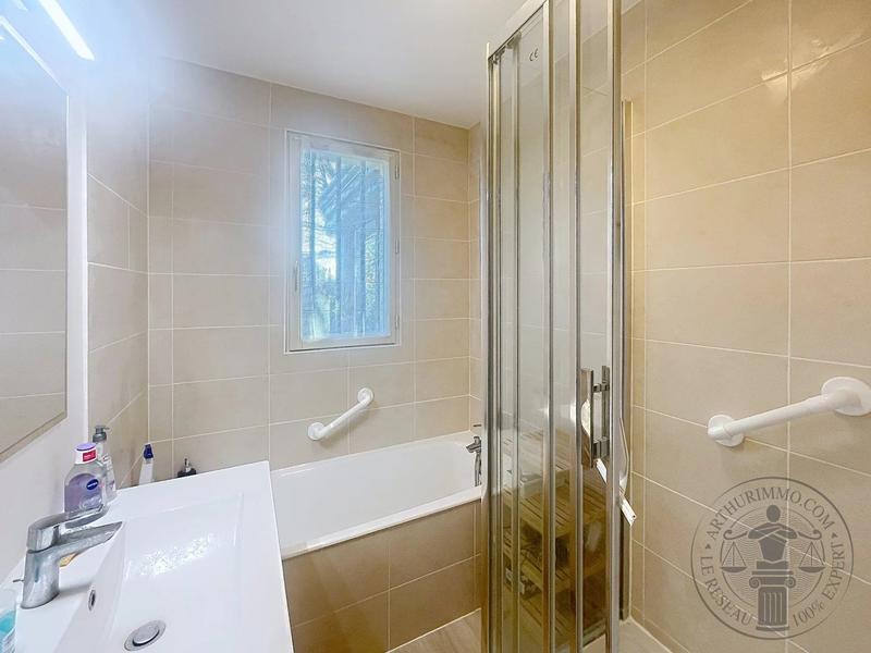 Maison - 140 m² - 7 pièces