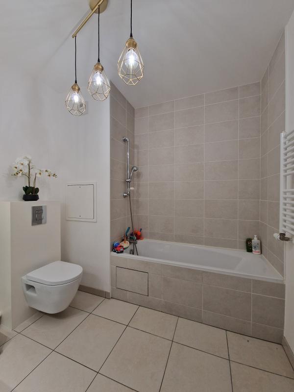 Appartement - 77 m² - 4 pièces