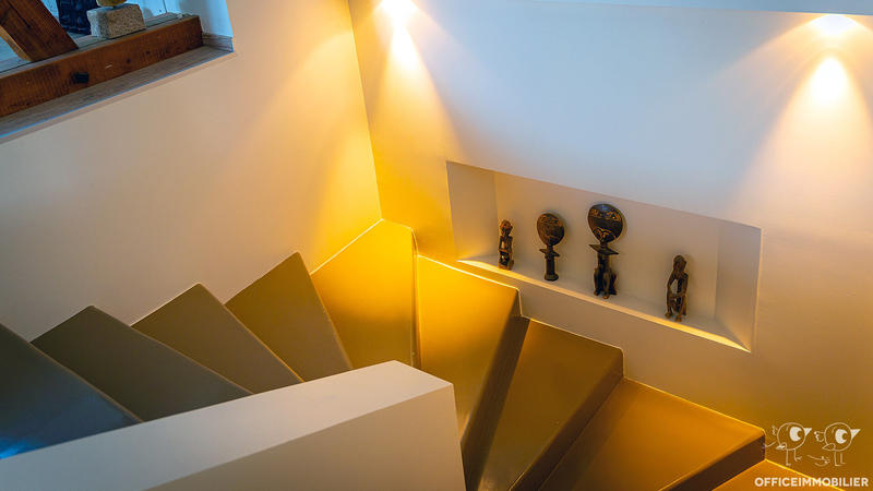 Maison - 196 m² - 5 pièces