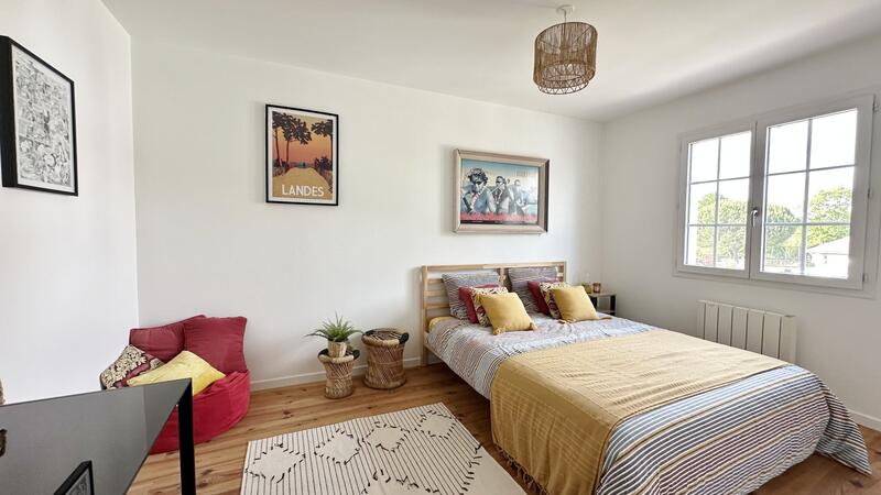 Maison - 312 m² - 9 pièces