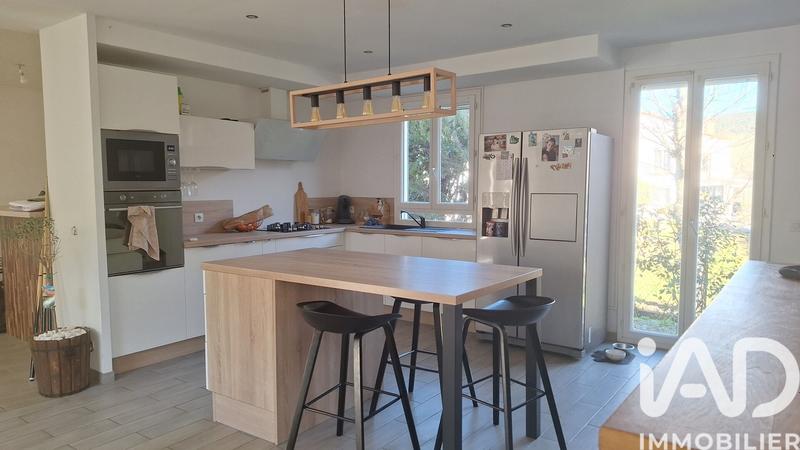 Maison - 136 m² - 6 pièces