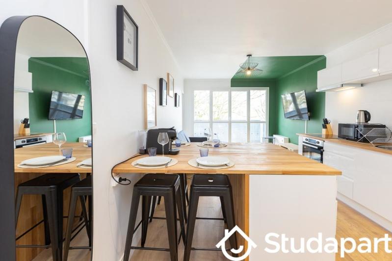 Chambre - 13 m² - 1 pièce