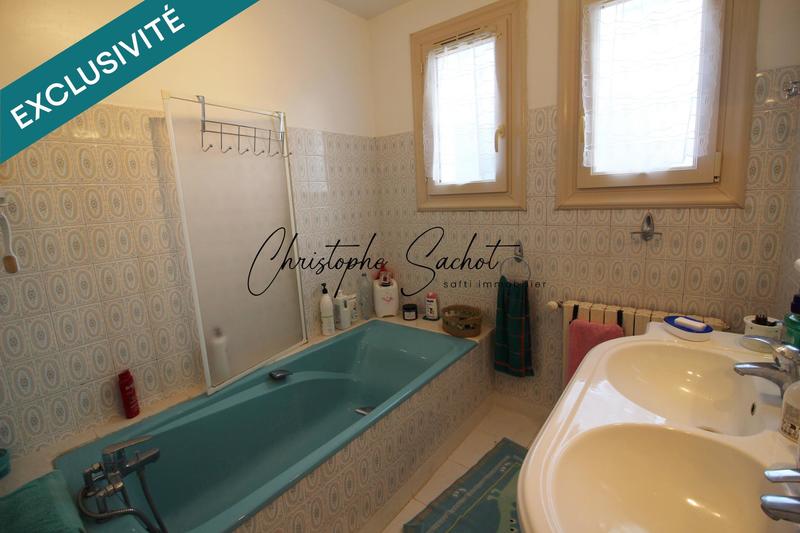 Maison - 175 m² - 7 pièces