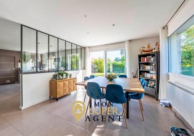 Maison - 190 m² - 7 pièces