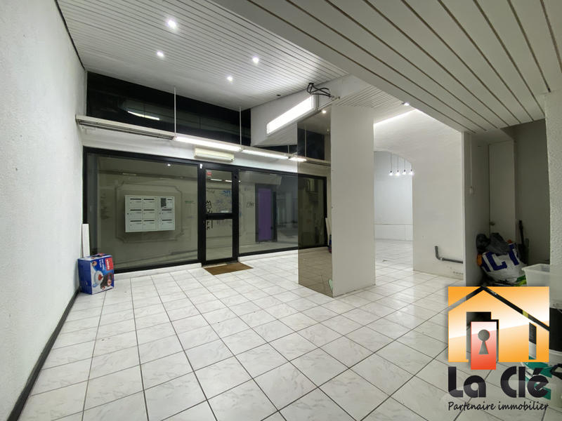 Local commercial - 53 m² - 2 pièces