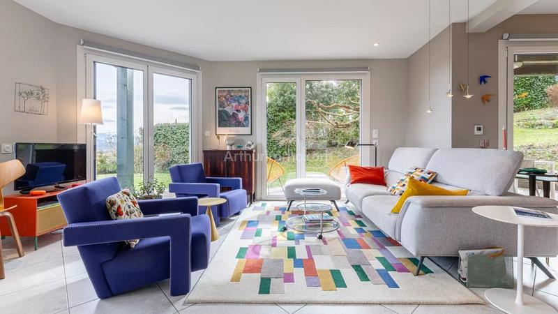 Maison - 140 m² - 6 pièces