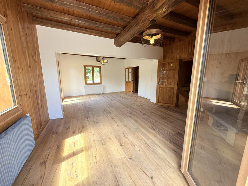 Châlet - 329 m² - 13 pièces