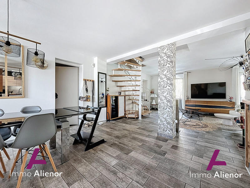 Maison - 123 m² - 6 pièces