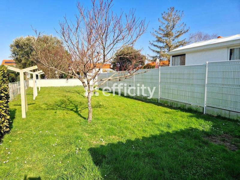 Maison - 170 m² - 9 pièces