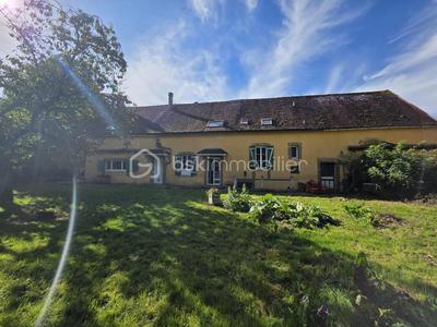 Longère - 336 m² - 12 pièces