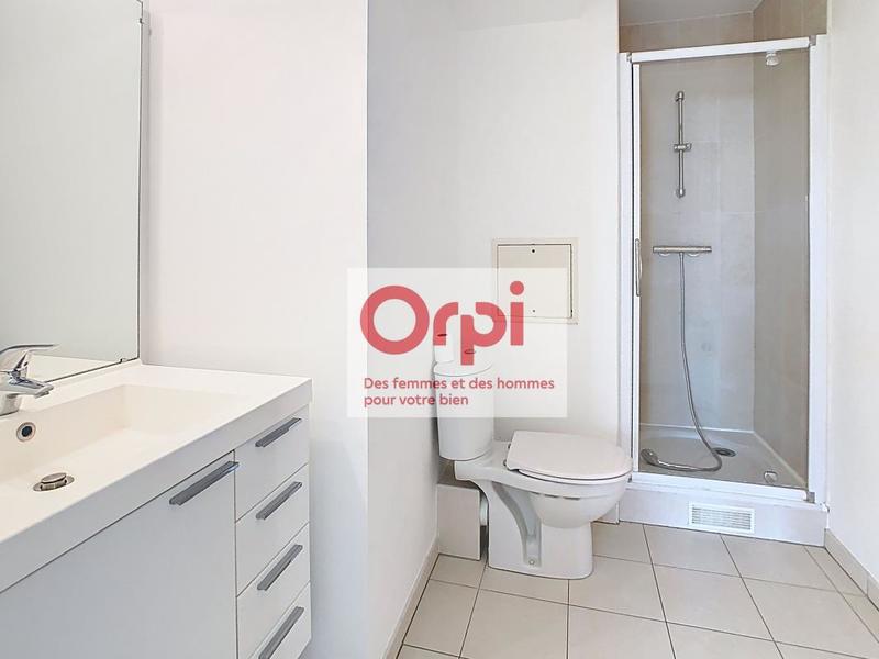 Studio - 30 m² - 1 pièce