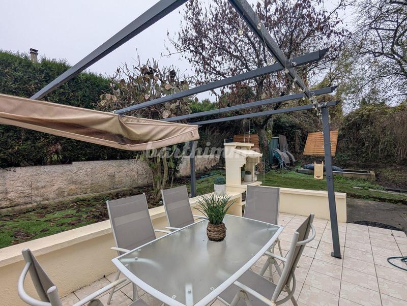 Maison - 115 m² - 6 pièces