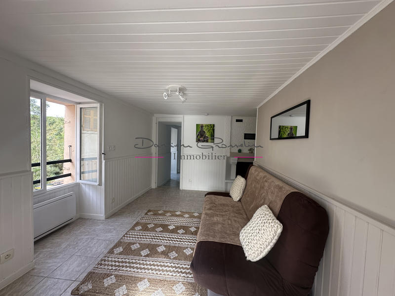 Maison - 80 m² - 5 pièces