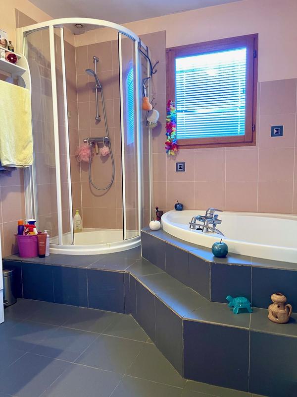 Maison - 141 m² - 7 pièces