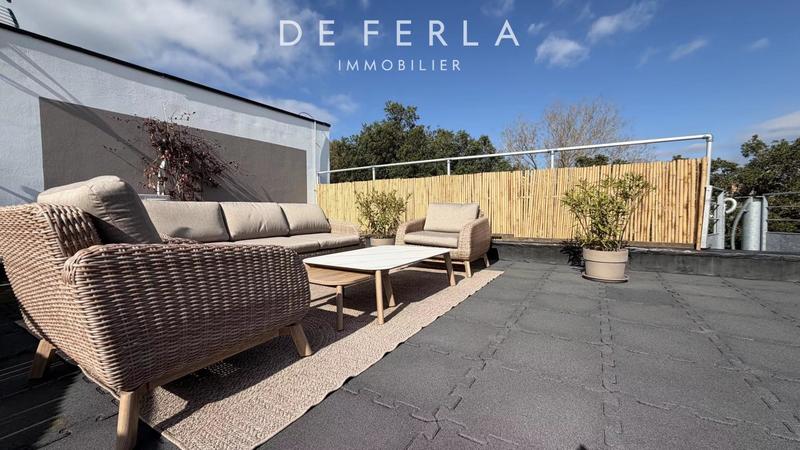 Maison - 196 m² - 7 pièces