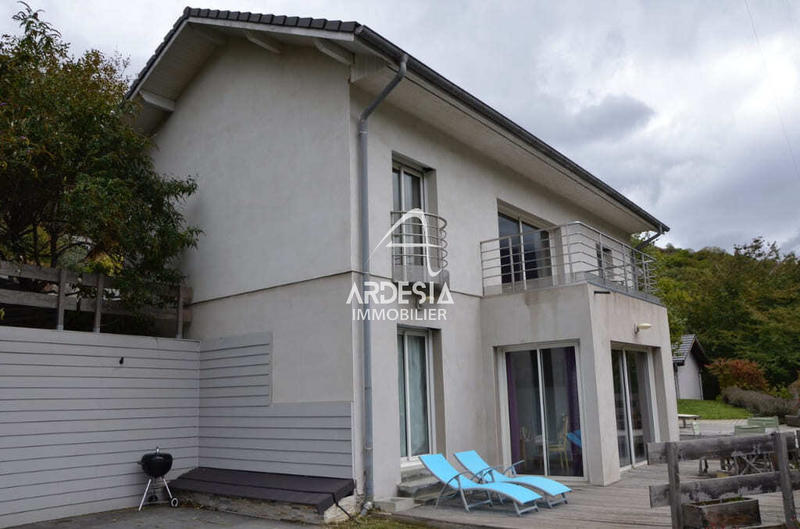 Maison - 136 m² - 4 pièces