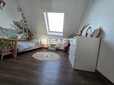 Appartement - 80 m² - 4 pièces