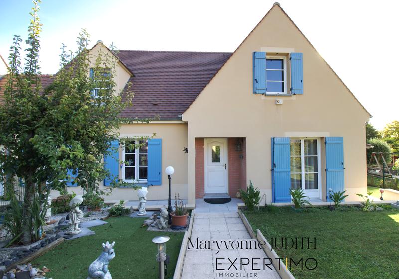 Maison - 158 m² - 6 pièces