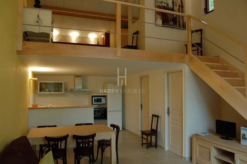 Propriété - 320 m² - 10 pièces