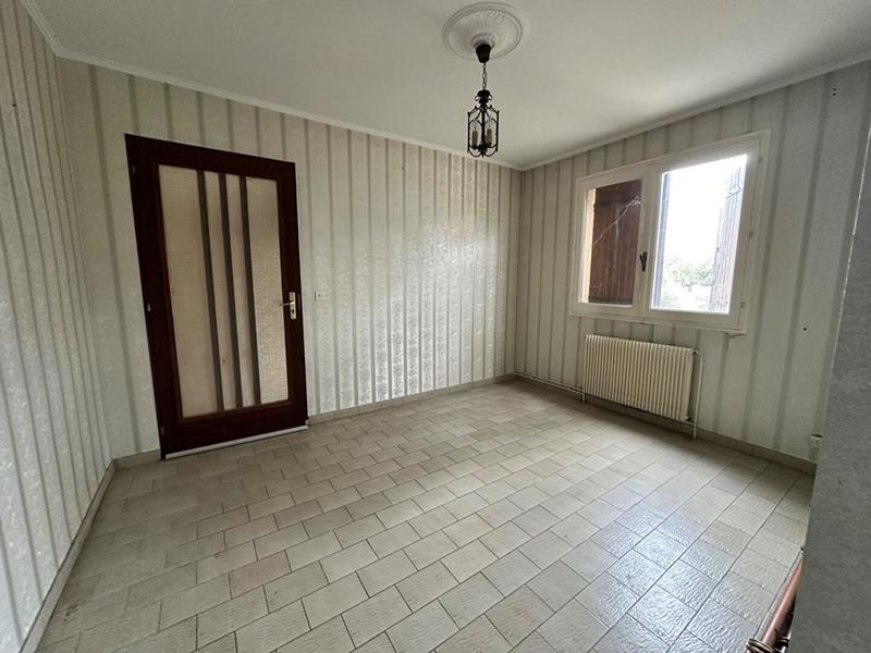 Maison - 198 m² - 7 pièces