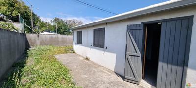 Local commercial - 85 m² - 3 pièces